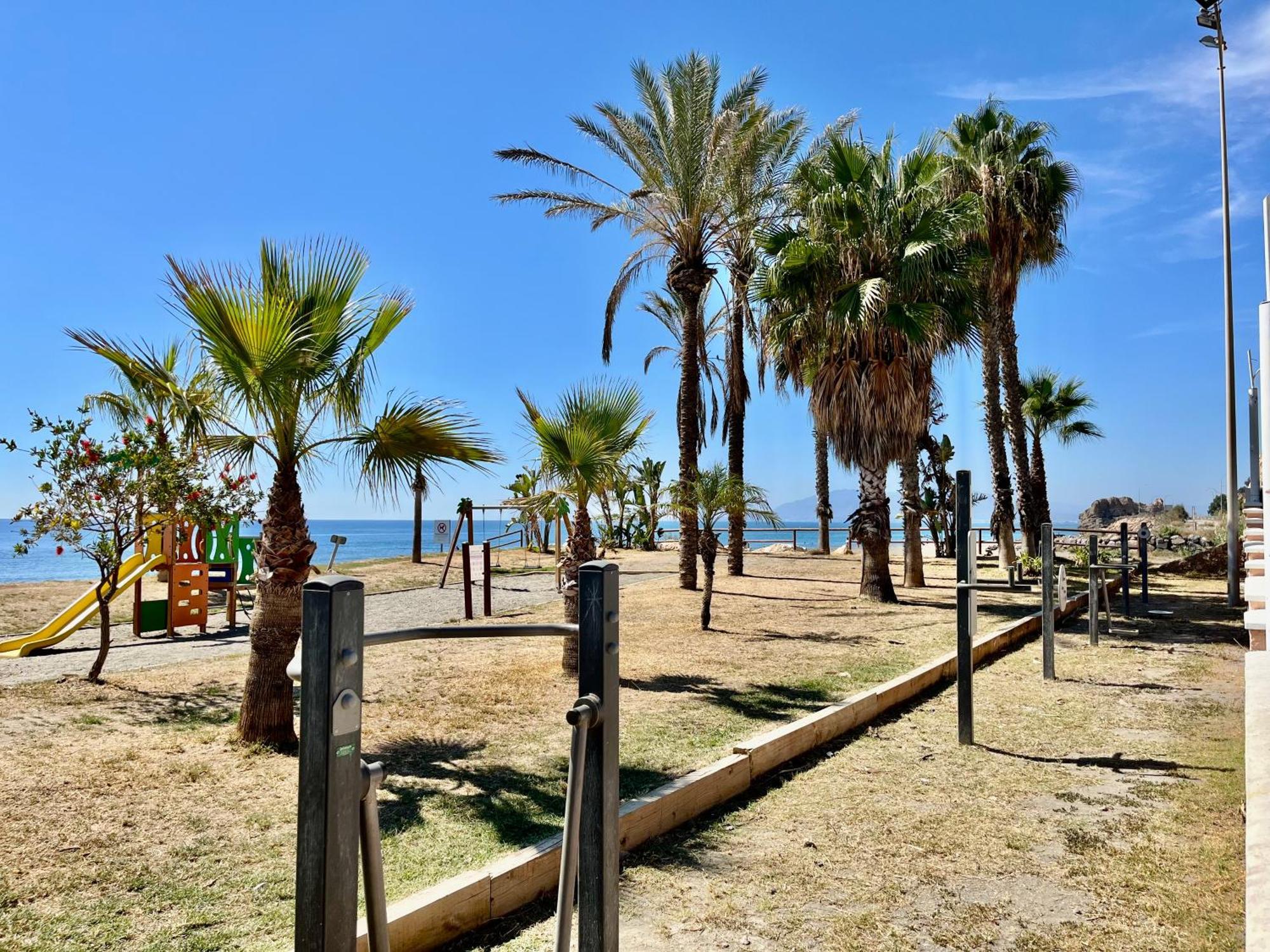 Apartamento De Playa Reformado Rincón de la Victoria Екстериор снимка