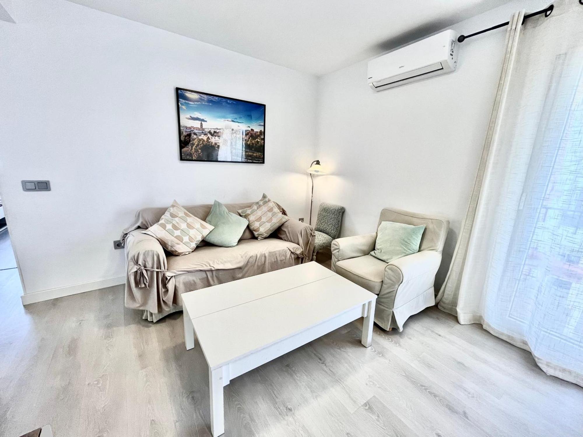 Apartamento De Playa Reformado Rincón de la Victoria Екстериор снимка